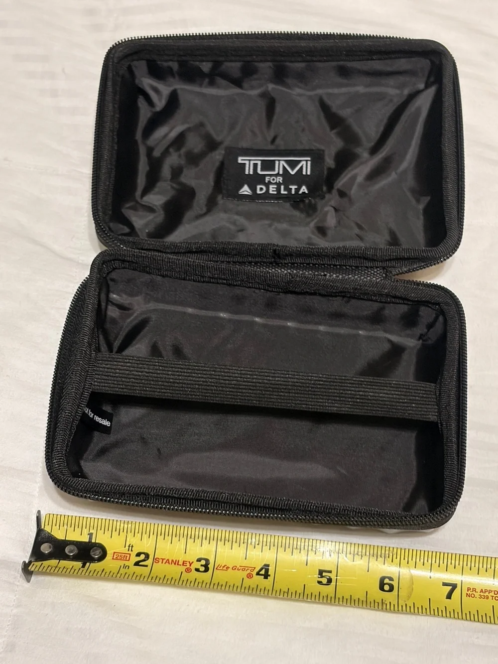 TUMI HARD SHELL TRAVEL CASE